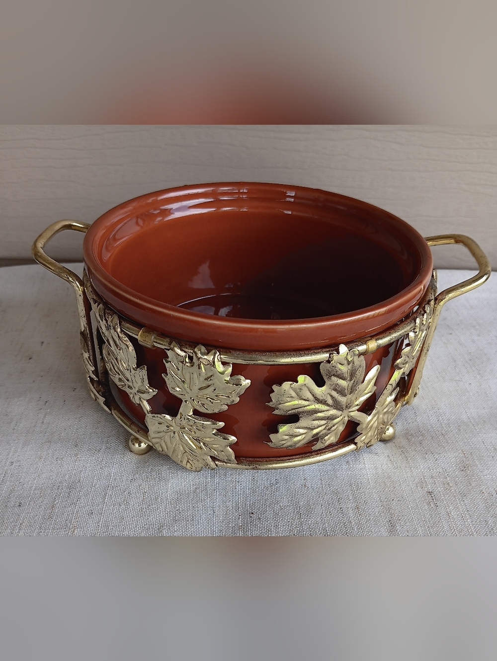 Vintage Teleflora Brass Leaves & Ceramic Crock. Measures 6" X 2 1/2" Deep
